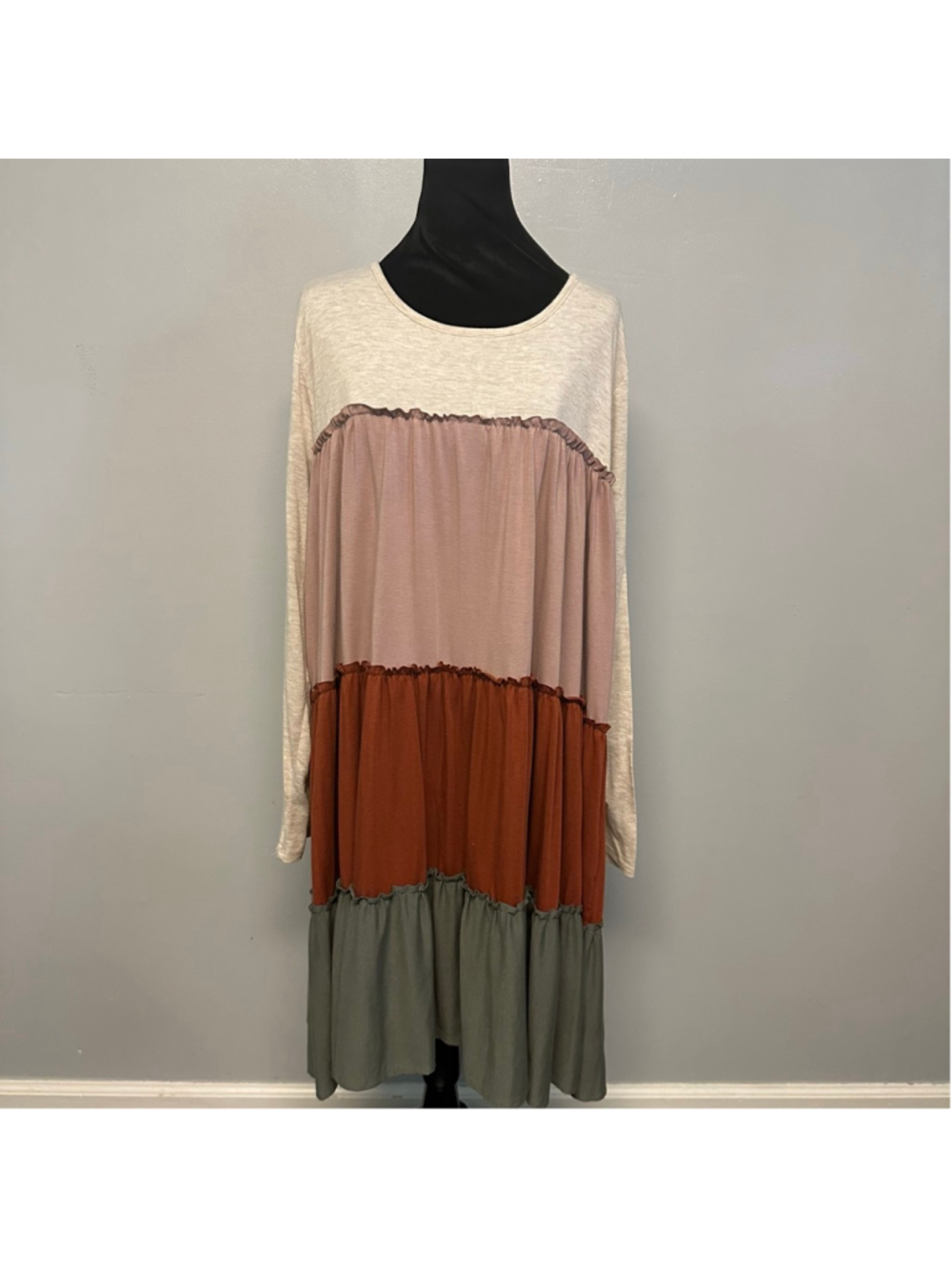 CHICSOUL Long Sleeve Tiered Midi Dress size 2X Beige Brown green color block